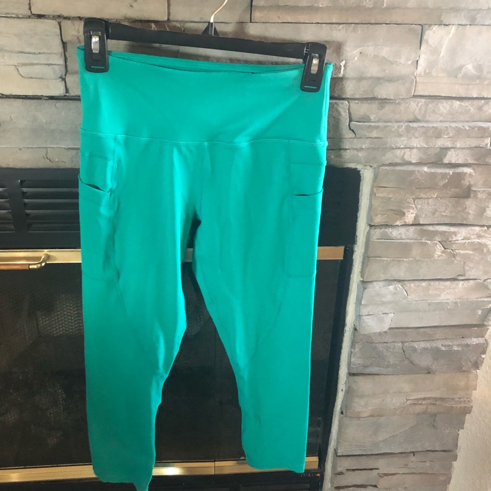 Green Pocket Light tight Capris